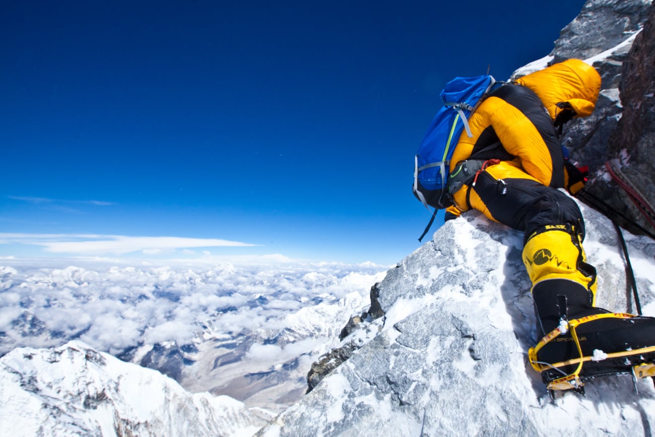This is what Everest looks like - Elia Saikaly - Adventurer - -